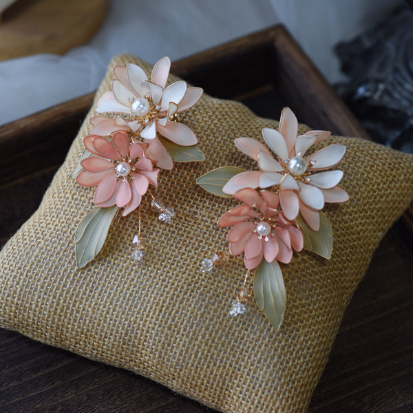 Bright Orange Flower Earring