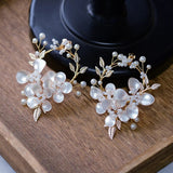 Retro Beige Flwoer Bridal Earrings Handmade Rhinestone Ear Clip