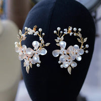 Retro Beige Flwoer Bridal Earrings Handmade Rhinestone Ear Clip