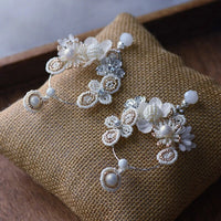 Girls Beige Pearls Brides Ear Clip Flower Wedding Prom Earrings