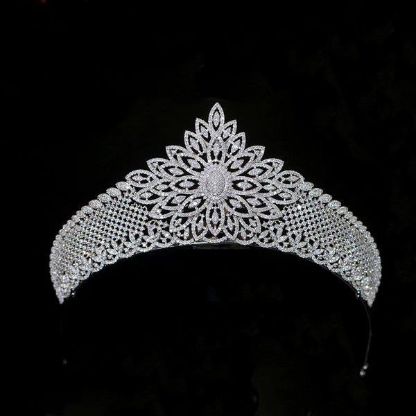 Gorgeou Cubic Zircon Brides Crowns Tiaras Wedding Headpieces Hair Accessories TR90027